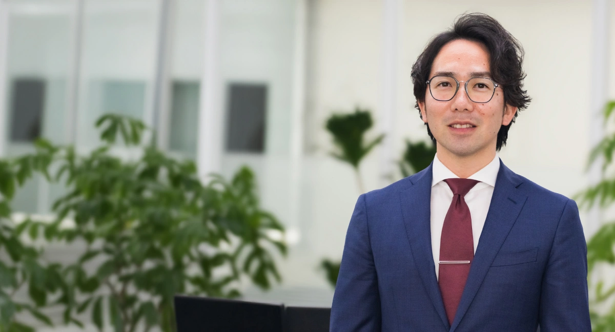 塚田さんのインタビュー写真